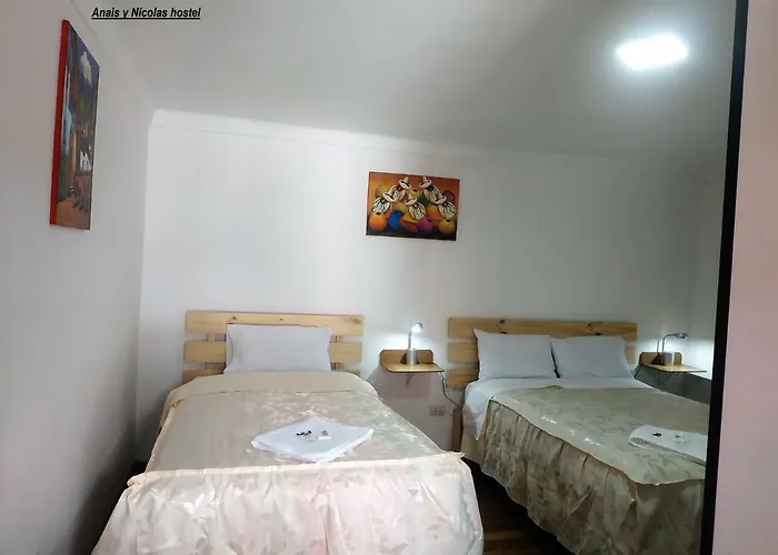 Casa De Anais Y Nicolas ホステル *